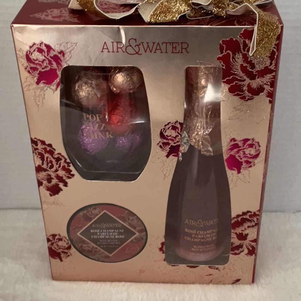 Rose Champagne Bath Set - Pink and Gold